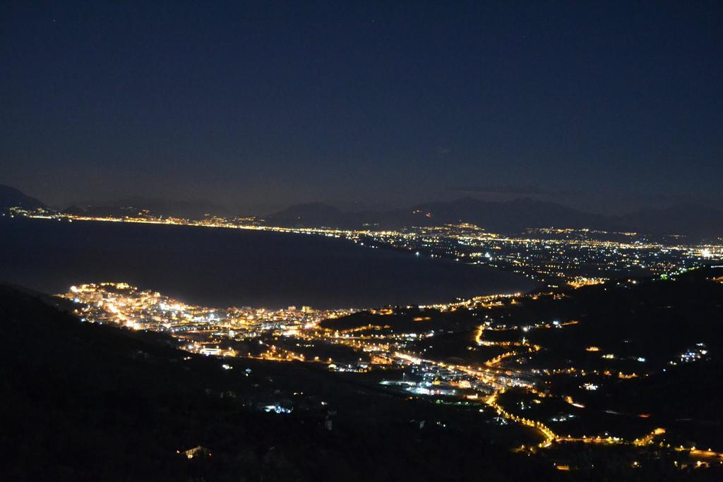 Al Casale Dei Nonni Bed & Breakfast Laureana Cilento Bagian luar foto