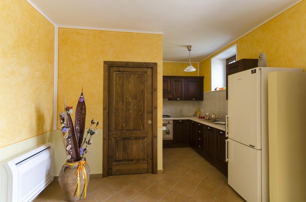 Al Casale Dei Nonni Bed & Breakfast Laureana Cilento Bagian luar foto