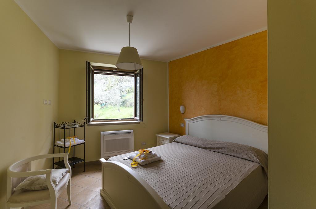 Al Casale Dei Nonni Bed & Breakfast Laureana Cilento Bagian luar foto
