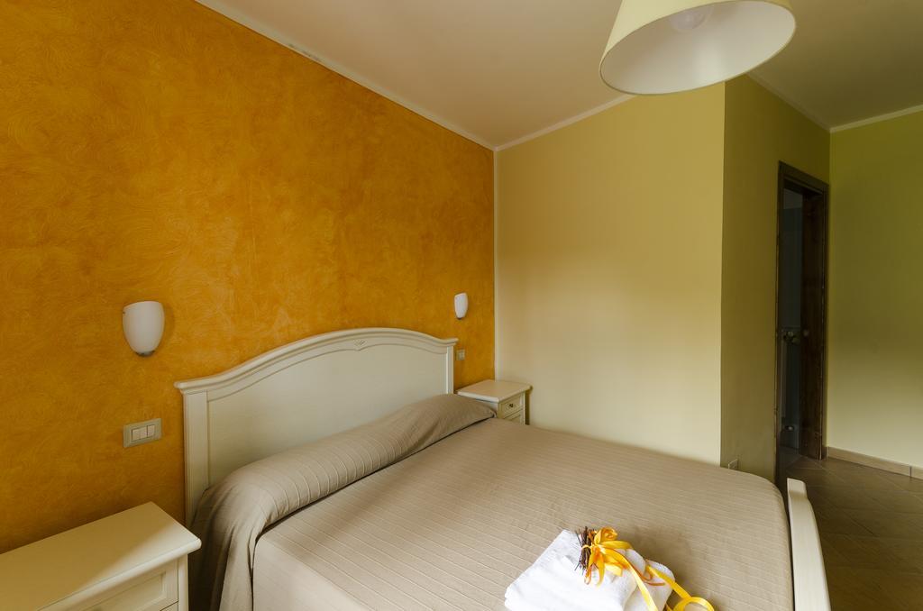 Al Casale Dei Nonni Bed & Breakfast Laureana Cilento Bagian luar foto