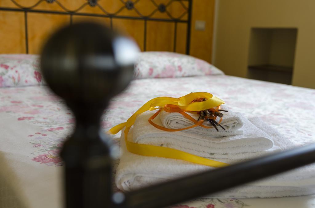 Al Casale Dei Nonni Bed & Breakfast Laureana Cilento Bagian luar foto