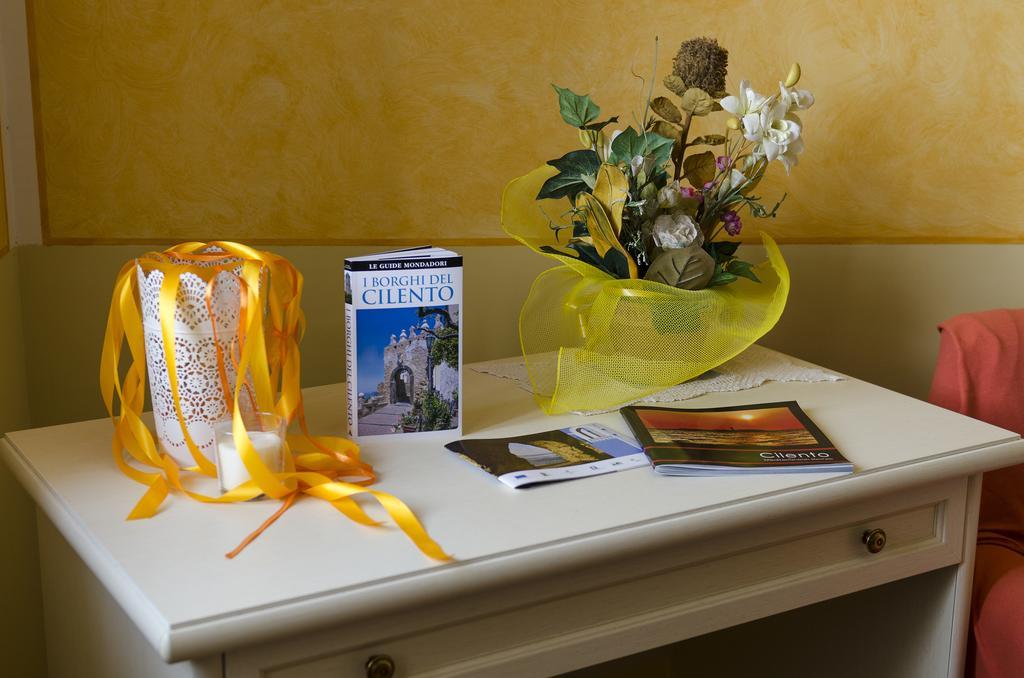 Al Casale Dei Nonni Bed & Breakfast Laureana Cilento Bagian luar foto